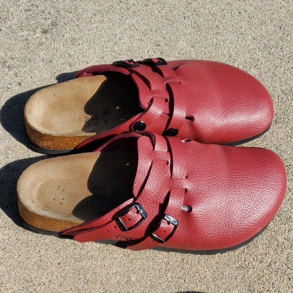 Birkenstock Shoes - Birkenstock camden red leather clogs slides